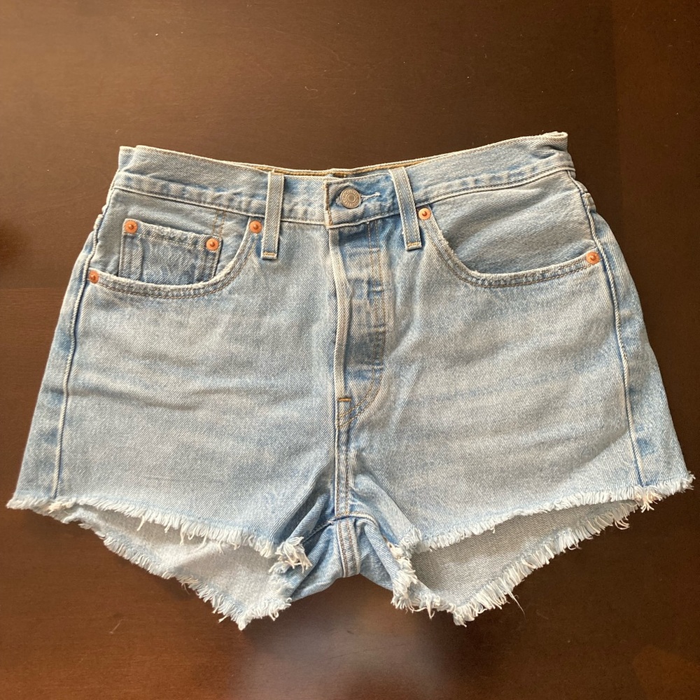 NWOT Levi’s 501 Original Size 27 (US 4) Shorts Luxor Baked Wash
